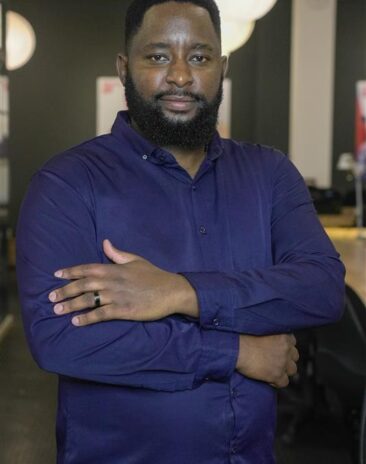 Leonard Waweru Njungo